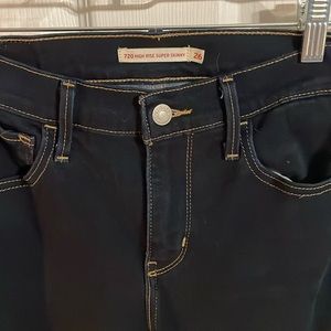 Levi’s 720 high rise super skinny size 26